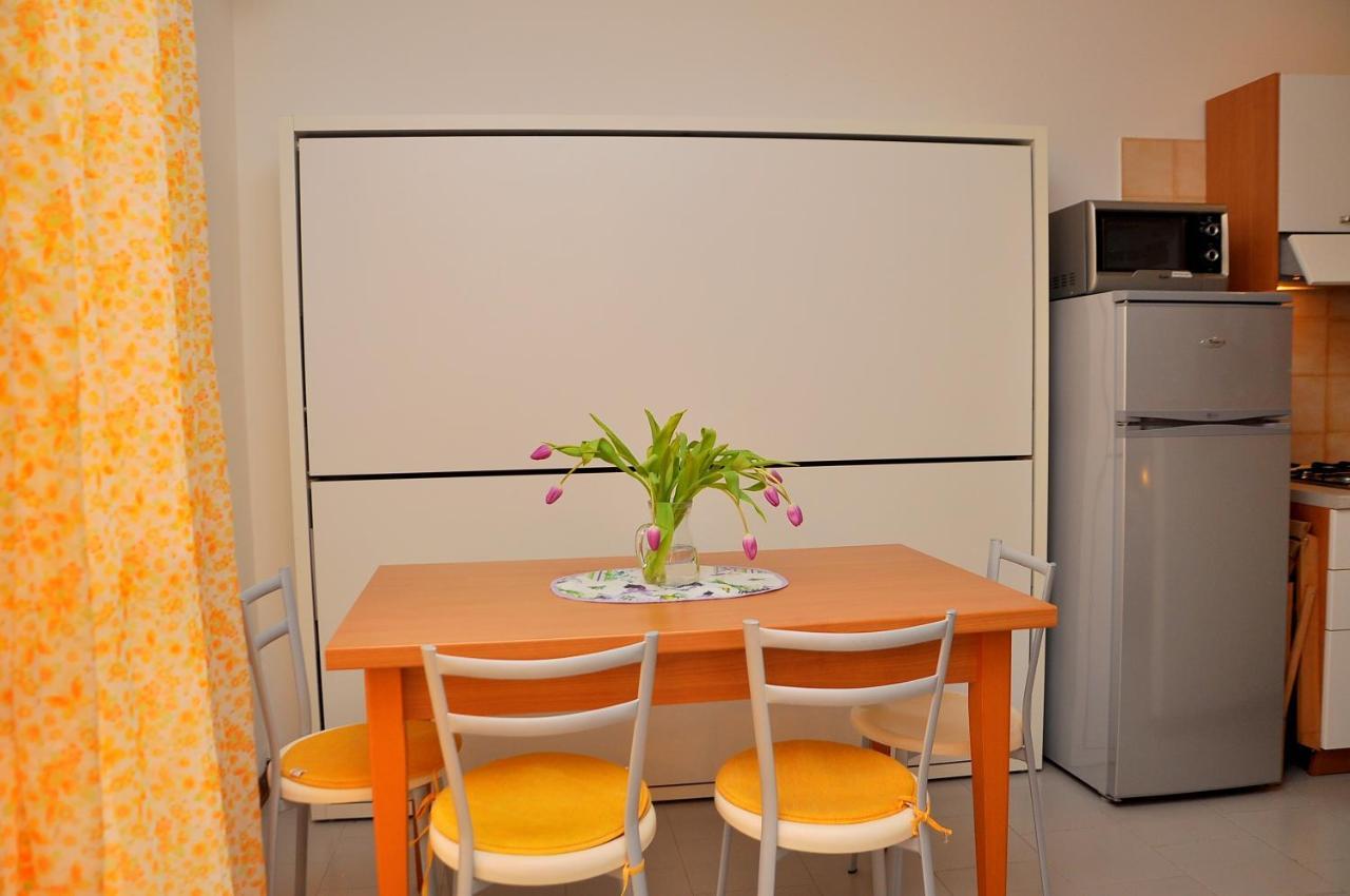 ביביונה Residence Itaca מראה חיצוני תמונה